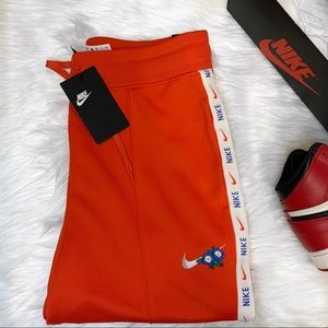 W Nike Sportwear Trousers